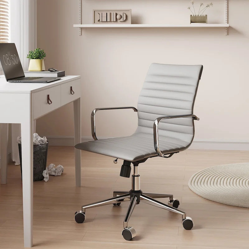 Black Ribbed Swivel Office Chair with Tilt Function